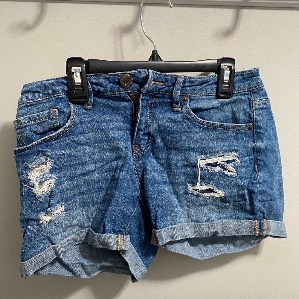 Aeropostal ripped midi jeans shorts